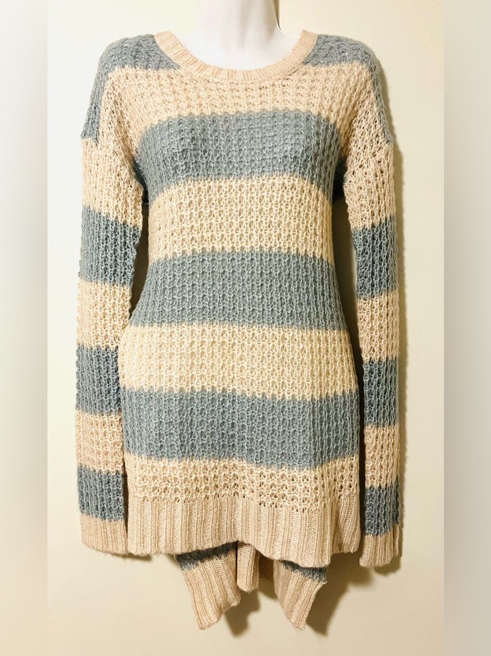 Rue21 Open-Knit Striped Crewneck Sweater in Cream and Light Blue Size M
